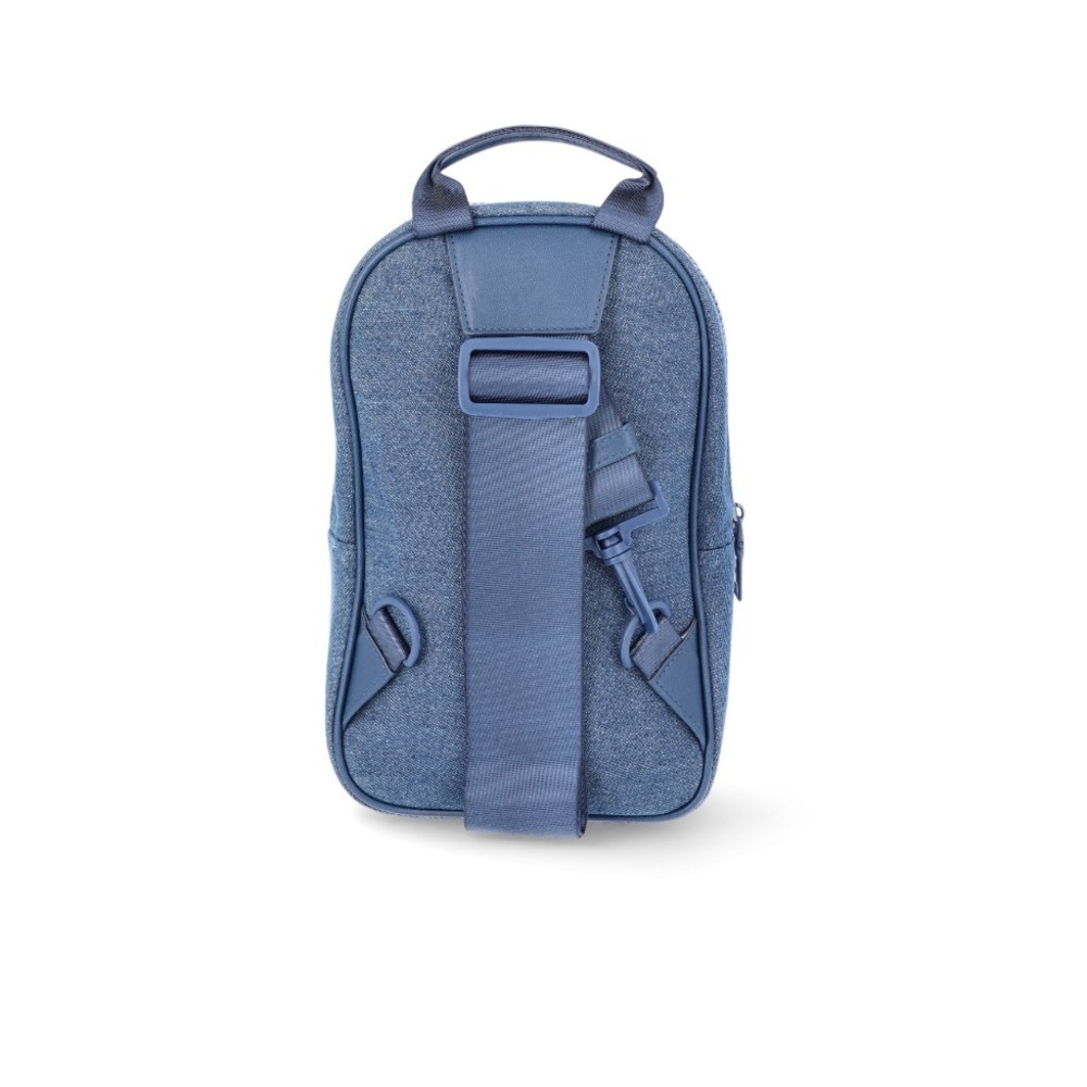 No boundaries Denim Blue tote Bag – New with Tags.               myp(27) - Picture 2 of 5
